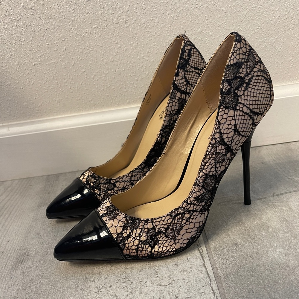 Like New Shoe Dazzle Black Lace Pointy Toe Heels